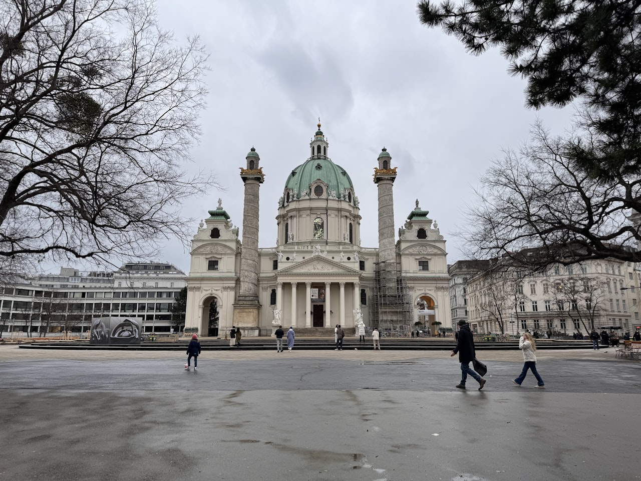Karlskirche, Naschmarkt Wieden, Wien