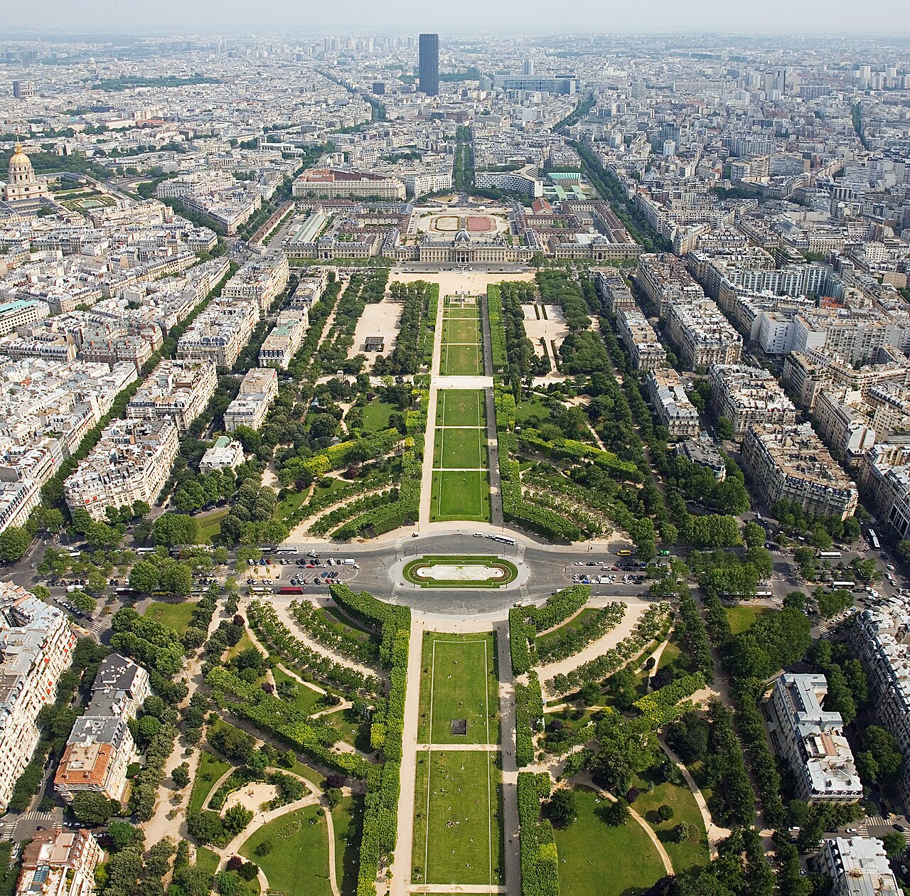 Champ de Mars, Eiffel, Paris